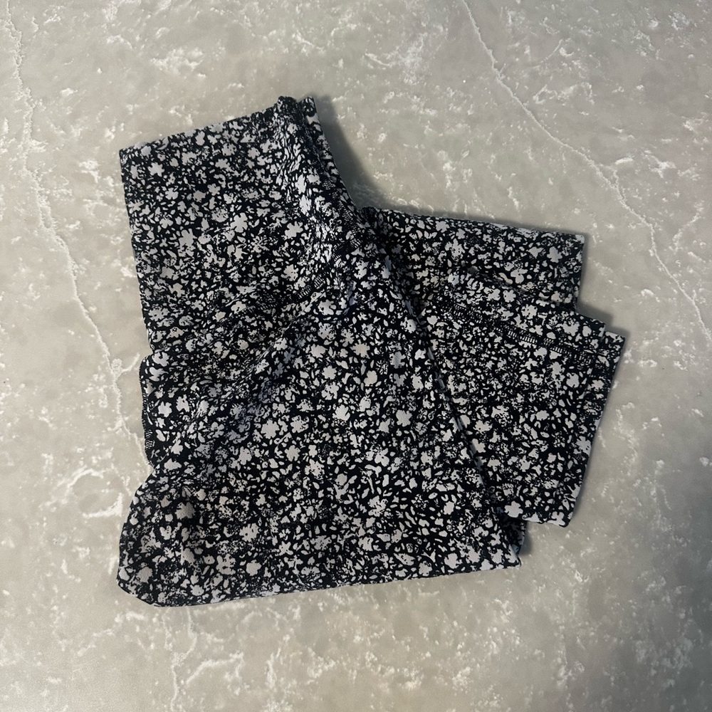 Lululemon Align - size 2, 25" length